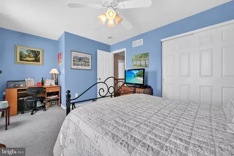 Bedroom - 351 Oneida Dr, Sinking Spring, PA 19608 photo 1 of 6
