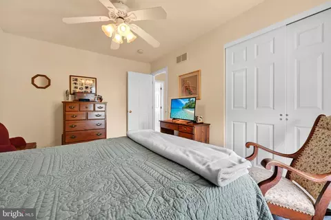 Bedroom - 351 Oneida Dr, Sinking Spring, PA 19608 photo 6 of 6