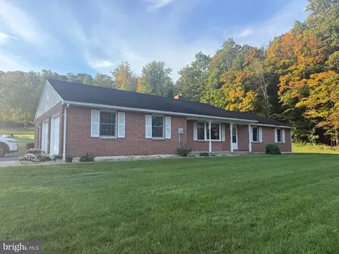 223 Creek Rd, Pine Forge, PA 19548