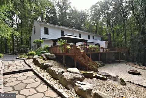 Exterior - 24 Fawn Dr, Reading, PA 19607 photo 17 of 19
