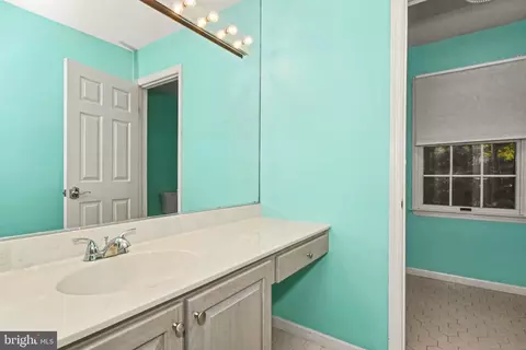 Bath - 24 Fawn Dr, Reading, PA 19607 photo 4 of 5