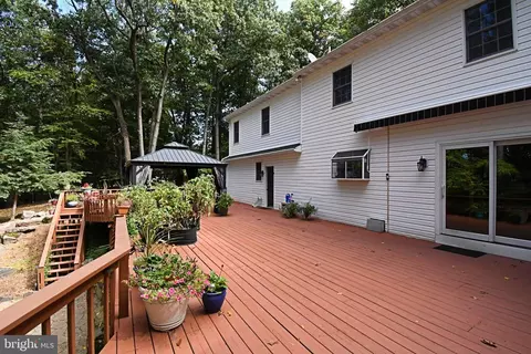 Exterior - 24 Fawn Dr, Reading, PA 19607 photo 9 of 19