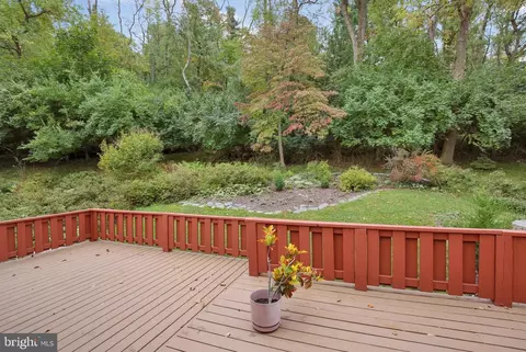 Exterior - 340 Mountain View Rd, Reading, PA 19607 photo 10 of 10