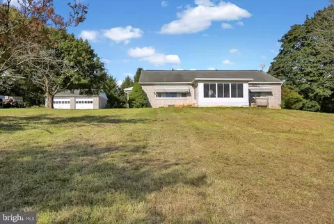 3283 State Hill Rd, Sinking Spring, PA 19608