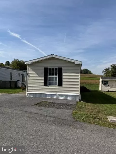 6 Green Acres Rd, Kutztown, PA 19530