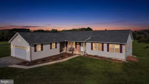 19 Swissdale Rd, Bernville, PA 19506