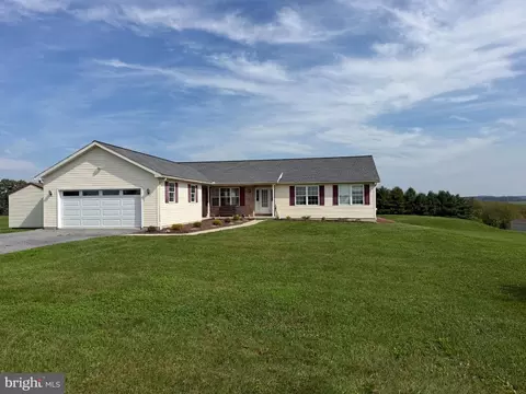 19 Swissdale Rd, Bernville, PA 19506