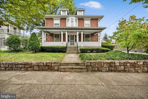 101 N 4th St, Hamburg, PA 19526