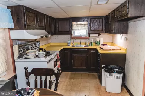 Kitchen - 1991 Cedar Top Rd, Reading, PA 19607 photo 1 of 1