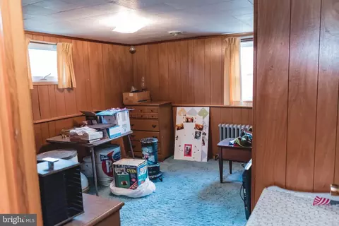 Bedroom - 1991 Cedar Top Rd, Reading, PA 19607 photo 3 of 5