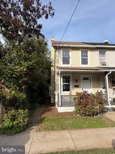 637 W 2nd St, Birdsboro, PA 19508