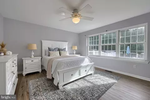 Bedroom - 4910 Green Tree Rd, Reading, PA 19606 photo 3 of 4
