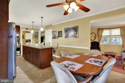 Dining - 4110 Danor Dr, Reading, PA 19605 photo 2 of 3