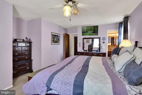 Bedroom - 4110 Danor Dr, Reading, PA 19605 photo 2 of 5