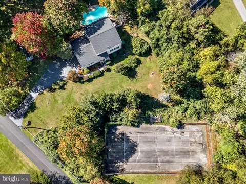 View/Area - 35 Peach Tree Ln, Sinking Spring, PA 19608 photo 2 of 3