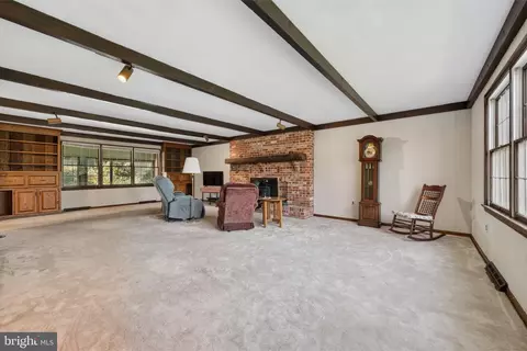 Living - 35 Peach Tree Ln, Sinking Spring, PA 19608 photo 2 of 2