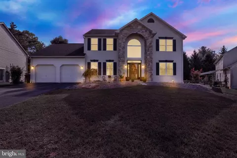 15 Brassie Cir, Reading, PA 19607