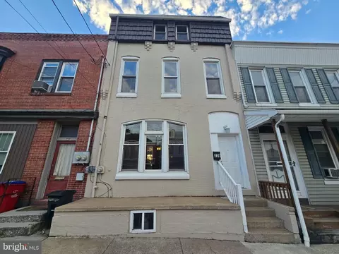 226 S 4th St, Hamburg, PA 19526