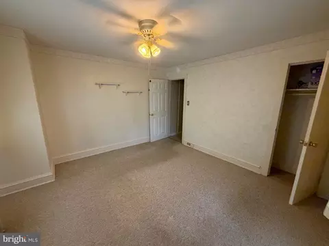 Bedroom - 1548 Moss St, Reading, PA 19604 photo 2 of 2