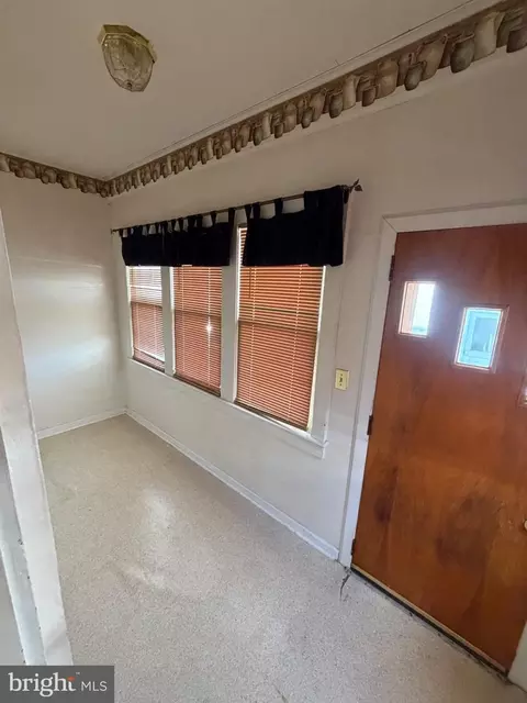 Entry Way - 1548 Moss St, Reading, PA 19604 photo 1 of 1