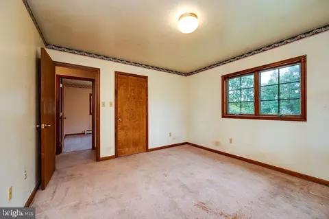 Bedroom - 122 Mine Rd, Oley, PA 19547 photo 5 of 8