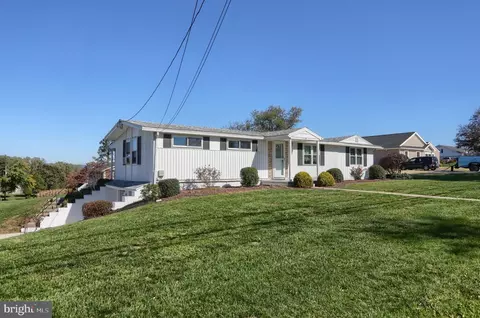 2471 Brownsville Rd # -A, Robesonia, PA 19551