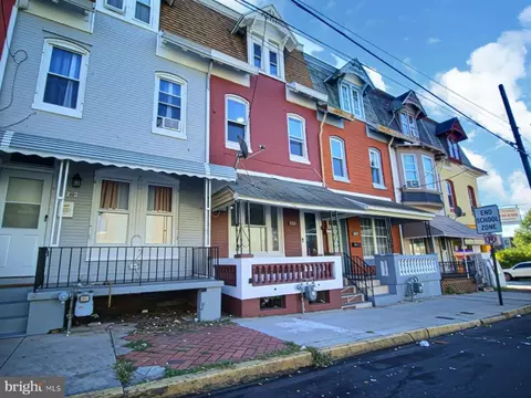 207 N 2nd St, Reading, PA 19601 photo 2