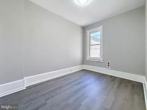 Bedroom - 207 N 2nd St, Reading, PA 19601 photo 10 of 13