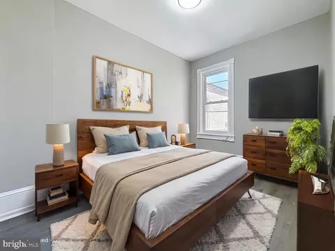Bedroom - 207 N 2nd St, Reading, PA 19601 photo 11 of 13
