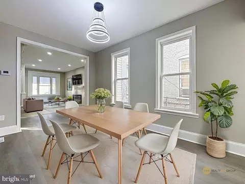 Dining - 207 N 2nd St, Reading, PA 19601 photo 3 of 4