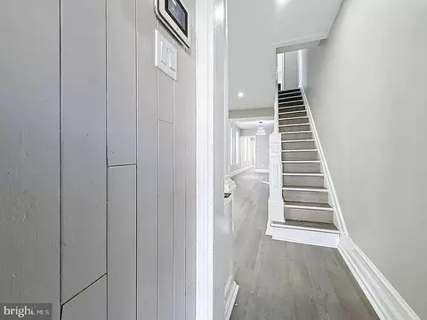Entry Way - 207 N 2nd St, Reading, PA 19601 photo 1 of 3