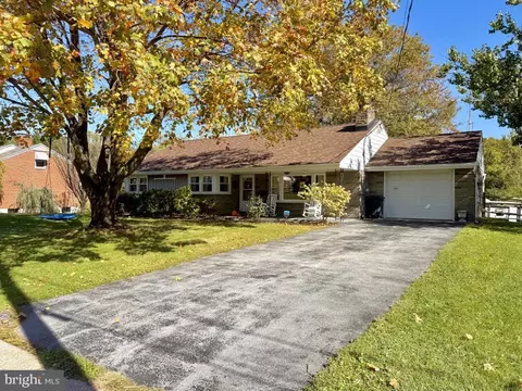 801 N 5th St, Hamburg, PA 19526