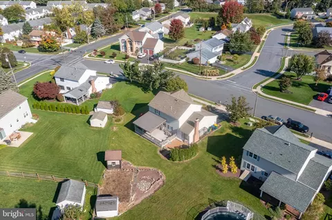 View/Area - 2726 Beacon Dr, Sinking Spring, PA 19608 photo 7 of 10