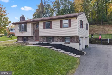 450 Parkview Rd, Reading, PA 19606