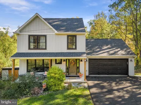 34 Hauseman Rd, Boyertown, PA 19512