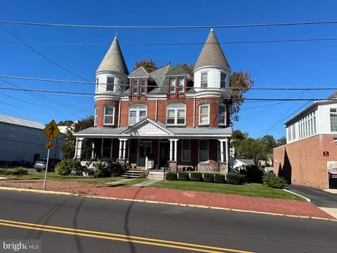 105 N Reading Ave, Boyertown, PA 19512