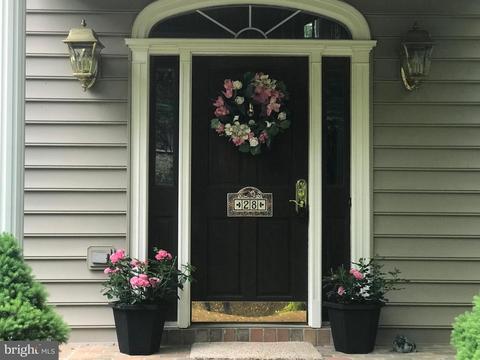28 Hessian Blvd, Reading, PA 19607 photo 4