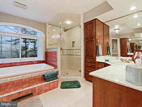 28 Hessian Blvd, Reading, PA 19607 photo 28