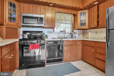 232 Spohn Rd, Reading, PA 19608 photo 8