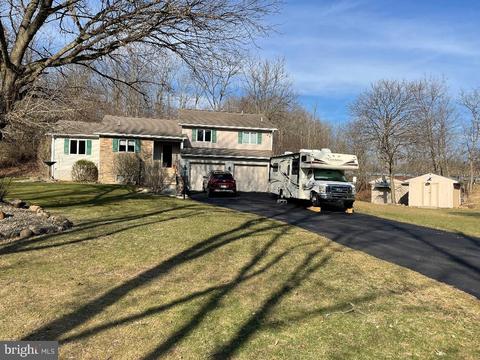 2613 Old Frankstown Rd, Hollidaysburg, PA 16648