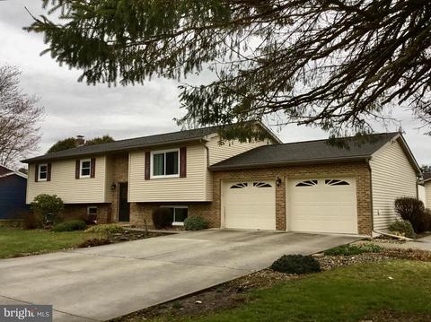 118 Parkside Dr, Tyrone, PA 16686