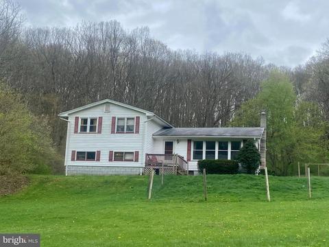 801 Oak St, Tyrone, PA 16686