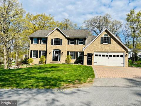 309 Cardinal Dr, Hollidaysburg, PA 16648