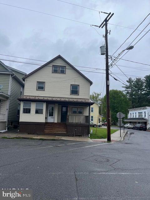 104 7th St, Tyrone, PA 16686