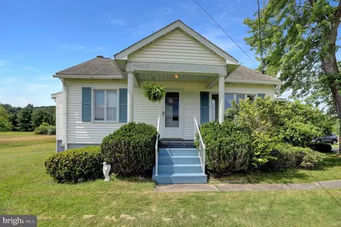 12990 Eagle Vly, Tyrone, PA 16686