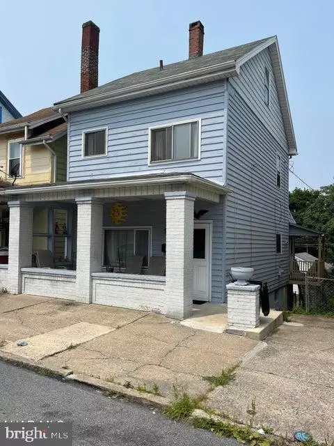 418 2nd Ave, Altoona, PA 16602
