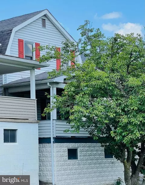 1312 Walton Ave, Altoona, PA 16602