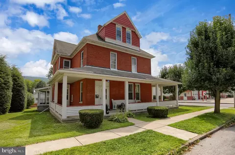 401 S 1st St, Bellwood, PA 16617