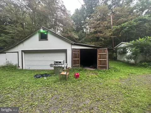 336 Hollen, Tyrone, PA 16686