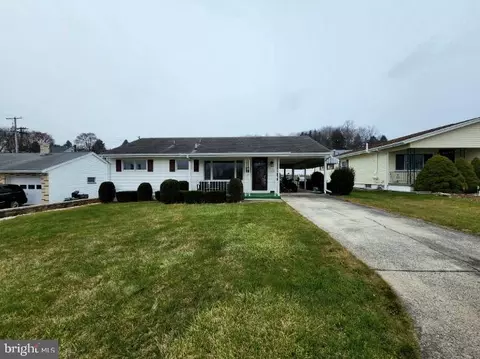 1420 Logan Ave, Altoona, PA 16602